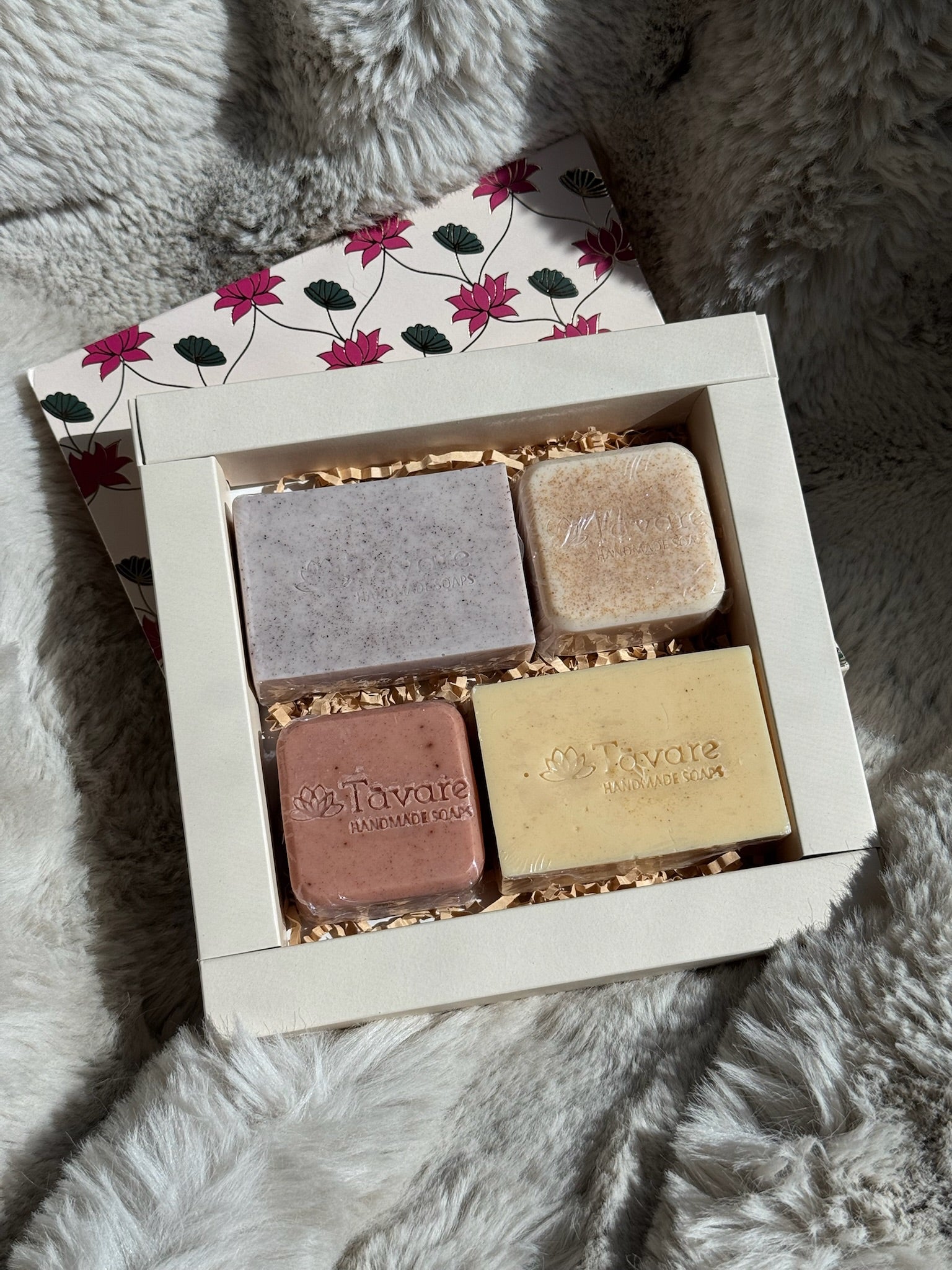 Square Gift Box - Set of 4